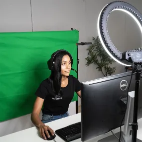 'Twitch Kit' Chroma Key Green Screen Gaming Ring Light Setup